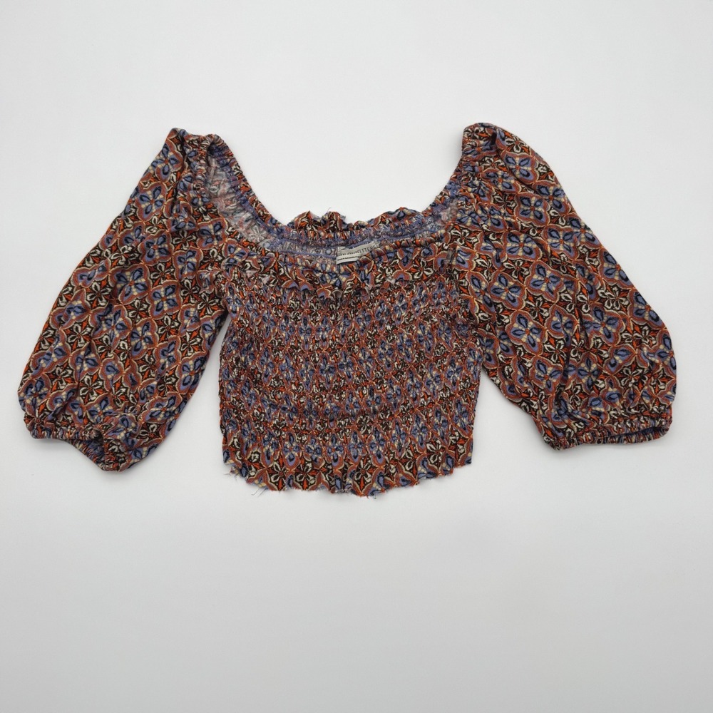Urban Outfitters Smocked Boho Crop Top Puff Sleeve Geometric Print Small S-P